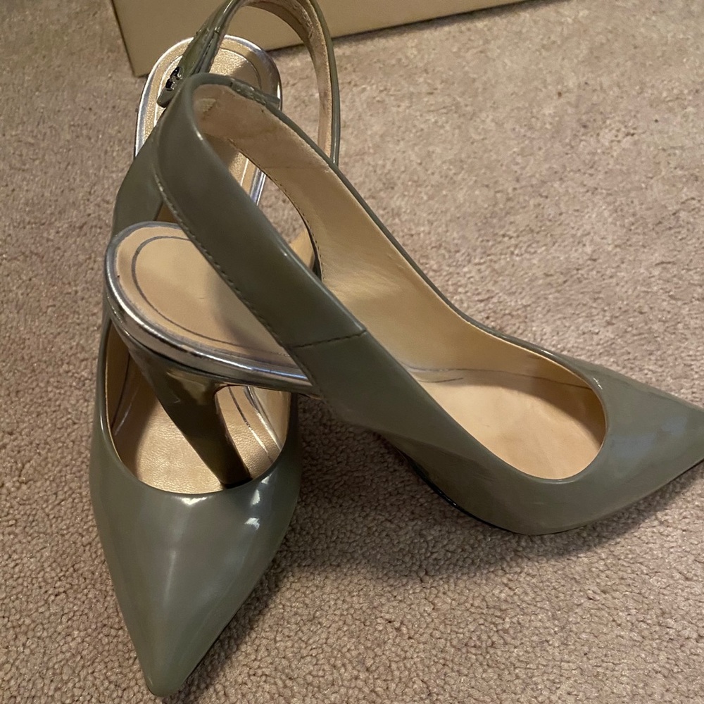 Charles Jourdan Sling-back heel
